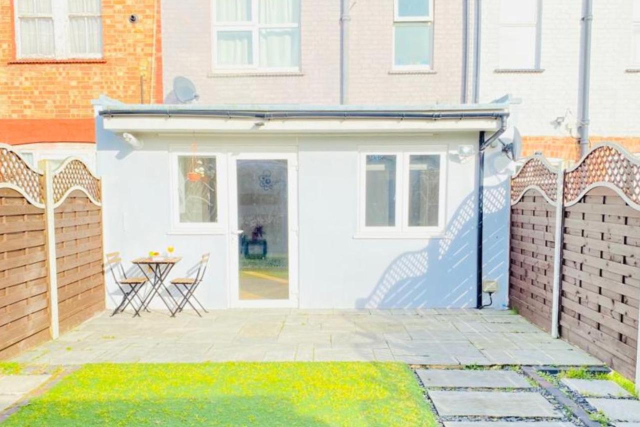 Cosy Haven Wembley Daire Dış mekan fotoğraf